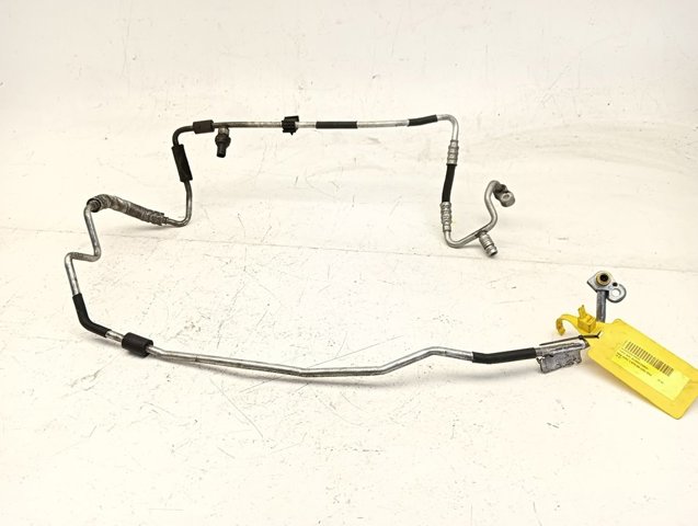 Mangueira de aparelho de ar condicionado, desde o radiador até o vaporizador 64536952992 BMW