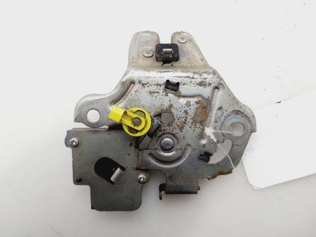 6461012390 Toyota