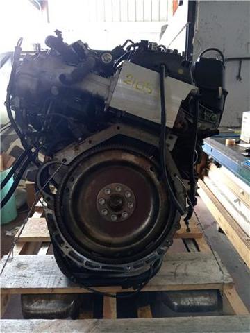 Motor montado 646811 MERCEDES