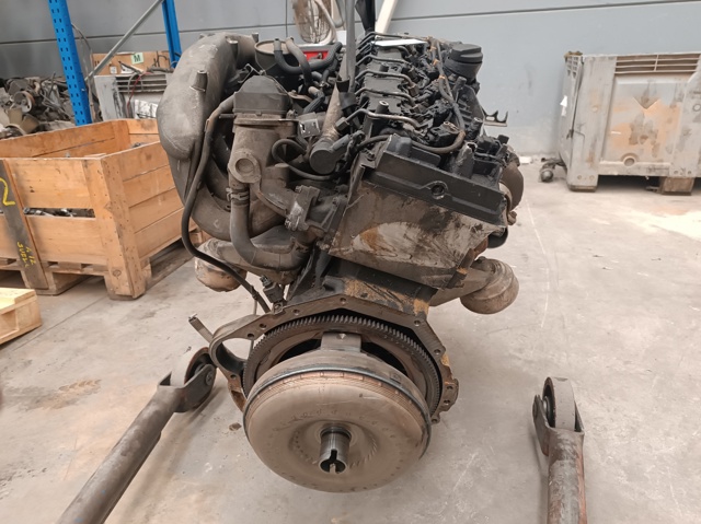 Motor montado 648961 MERCEDES