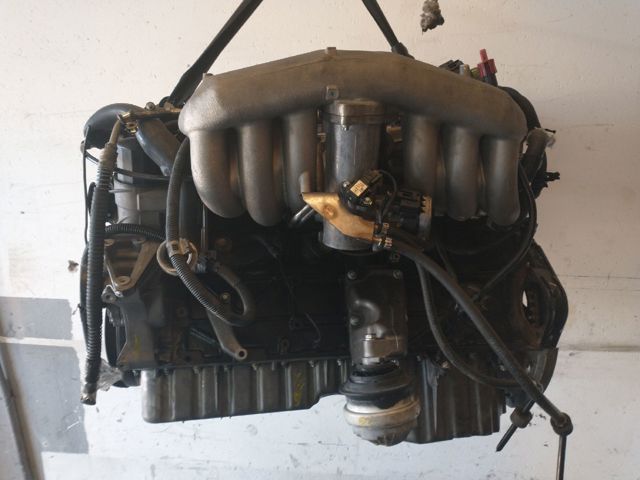 Motor montado 648961 MERCEDES