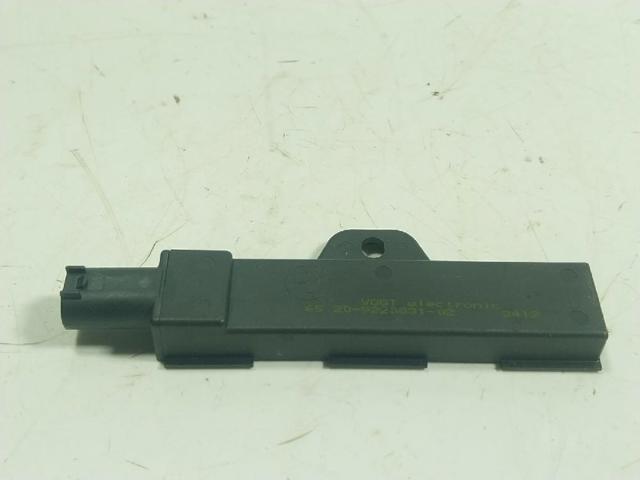 65209220831 BMW