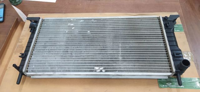 Radiador de esfriamento de motor 6525327 FORD