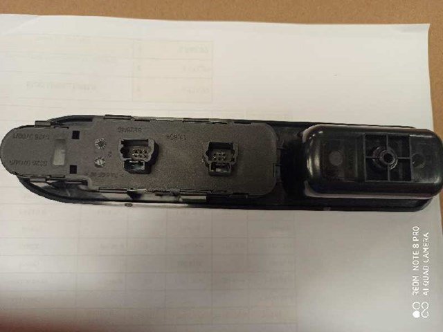 Unidade de botões dianteira esquerda de controlo de elevador de vidro 6554HQ PEUGEOT