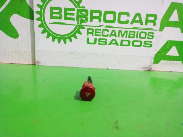 Botão de ativação do sinal de emergência Citroen Xsara  N2 ao melhor preço