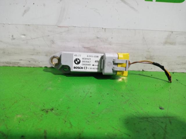 65776911038 BMW