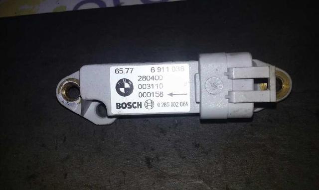 65776911038 BMW