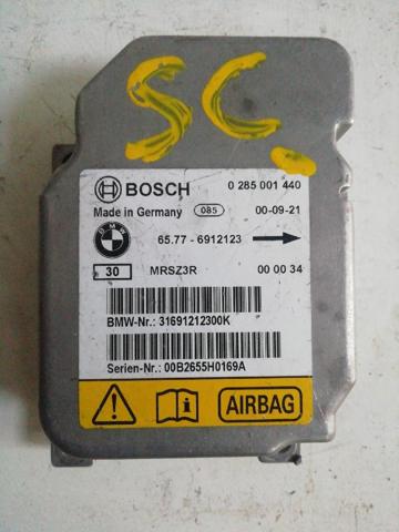 65776912123 BMW