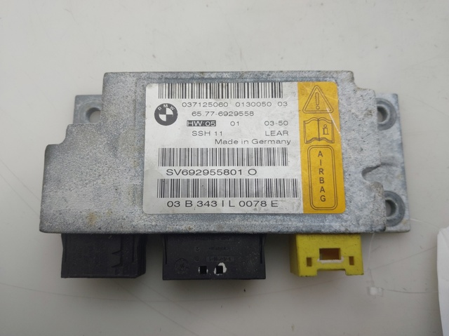 65776929558 BMW