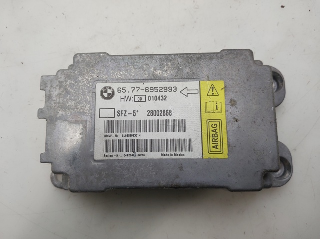 65776952993 BMW