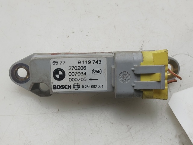 65779119743 BMW
