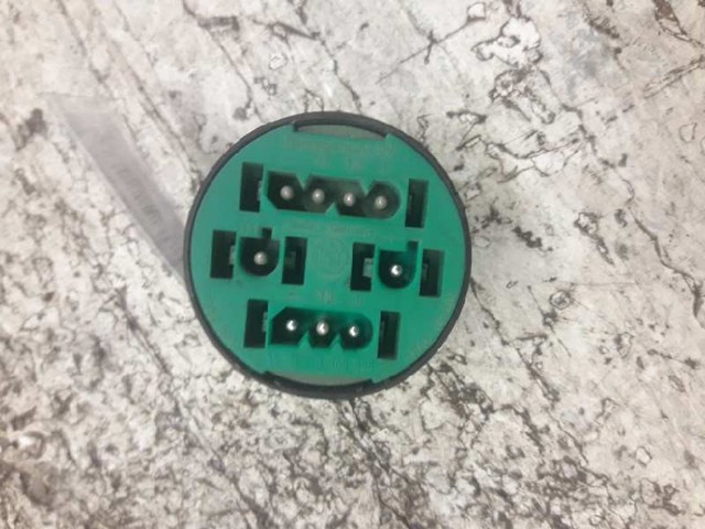 65818360995 BMW