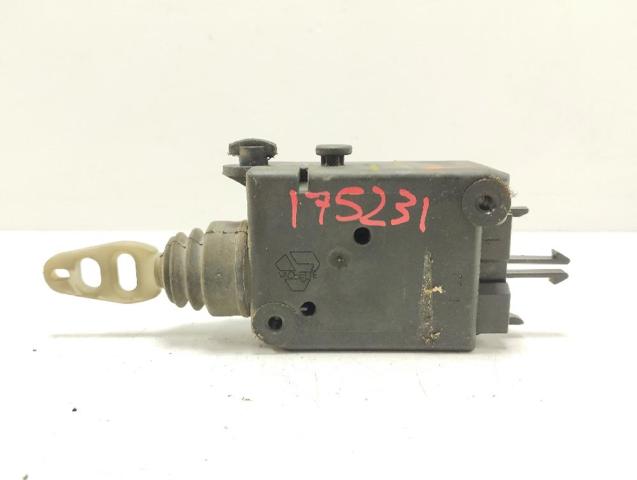 Motor acionador de abertura/fechamento de porta-malas (de 3ª/5ª porta traseira) 661503 PEUGEOT