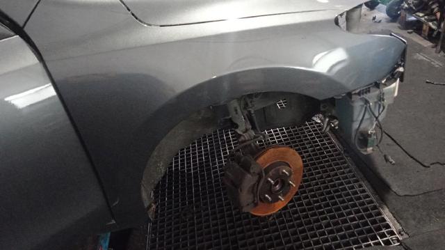 Pára-lama dianteiro direito 663212L010 HYUNDAI