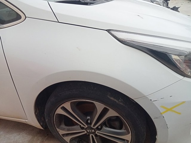 Pára-lama dianteiro direito 66321A2000 HYUNDAI
