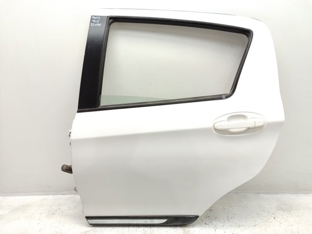 Porta dianteira esquerda Toyota Yaris  P13 ao melhor preço