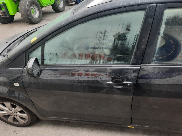 Porta dianteira esquerda Toyota Corolla  R10 ao melhor preço