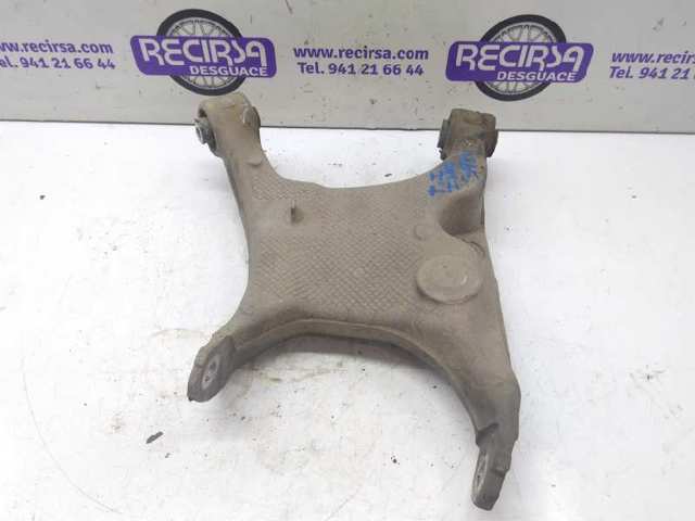 Braço oscilante inferior esquerdo de suspensão traseira 6754557 BMW