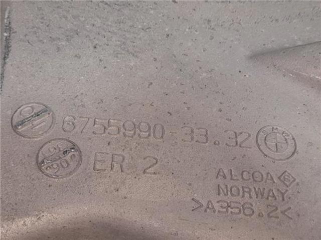 Braço oscilante inferior direito de suspensão traseira 6755990 BMW