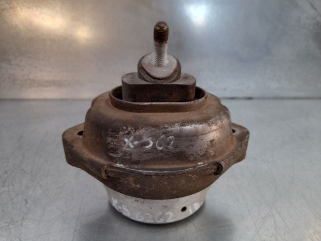 Coxim (suporte) esquerdo/direito de motor 6758444 BMW