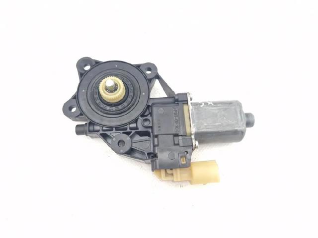 67622757043 BMW