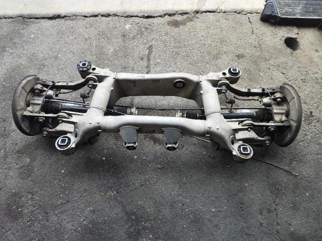 Viga de suspensão traseira (plataforma veicular) 6770828 BMW
