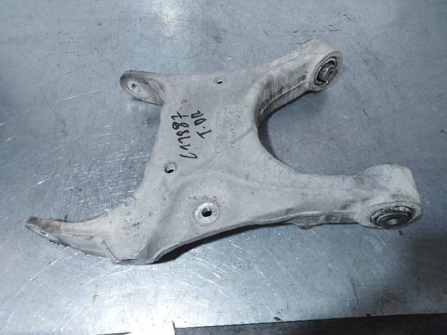 Braço oscilante inferior direito de suspensão traseira 6770954 BMW