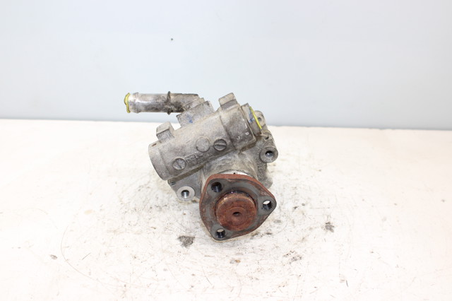 678045902 BMW