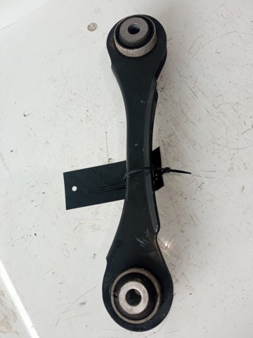 Braço oscilante superior direito de suspensão traseira 6792540 BMW