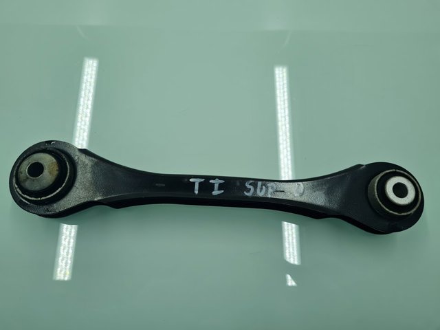 Braço oscilante superior esquerdo de suspensão traseira 6792543 BMW