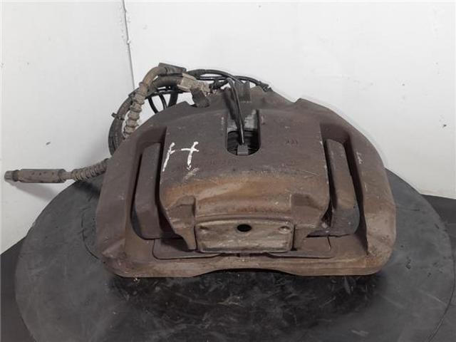 Suporte do freio dianteiro esquerdo 6792689 BMW