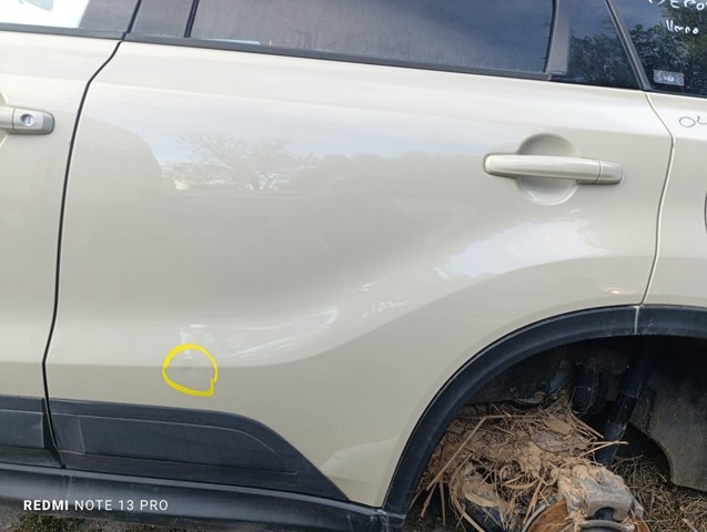 Porta traseira esquerda 6800454P01 SUZUKI