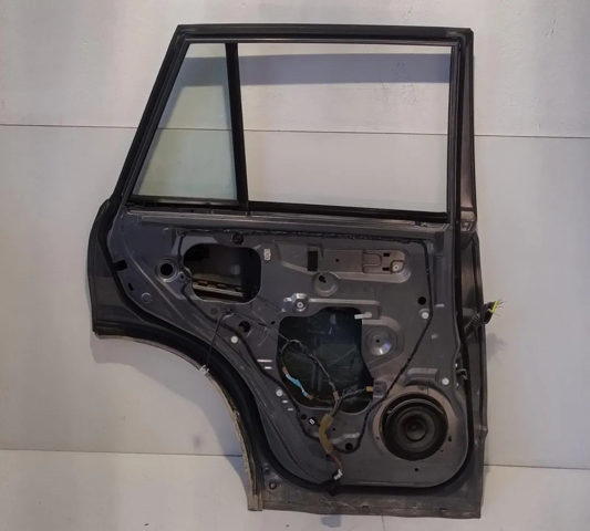 Porta traseira esquerda 6800465831000 SUZUKI
