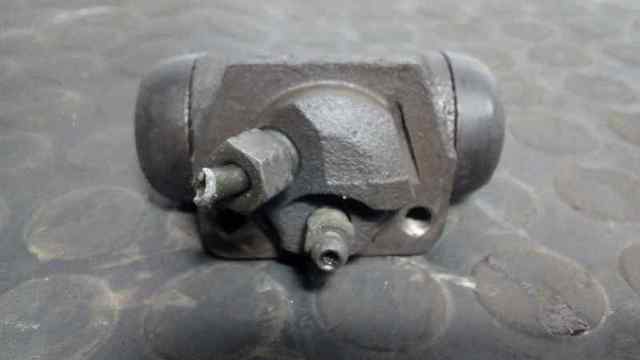 Cilindro traseiro do freio de rodas de trabalho 6808555 FORD