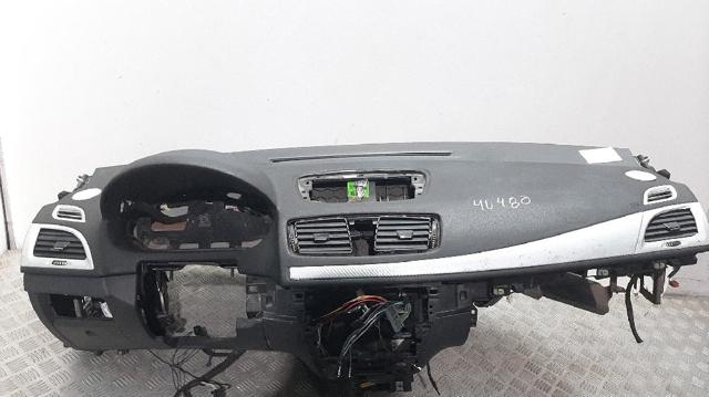 681000022R Renault (RVI)