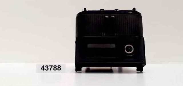 68104EQ400 Nissan/Infiniti