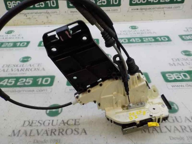 Fecho da porta dianteira esquerda 68211097AB CHRYSLER