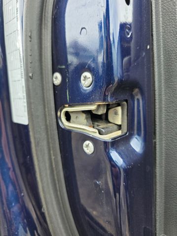 Fecho da porta dianteira esquerda 68211097AC CHRYSLER