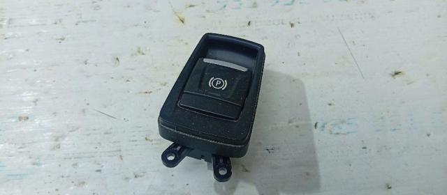 6822524 BMW