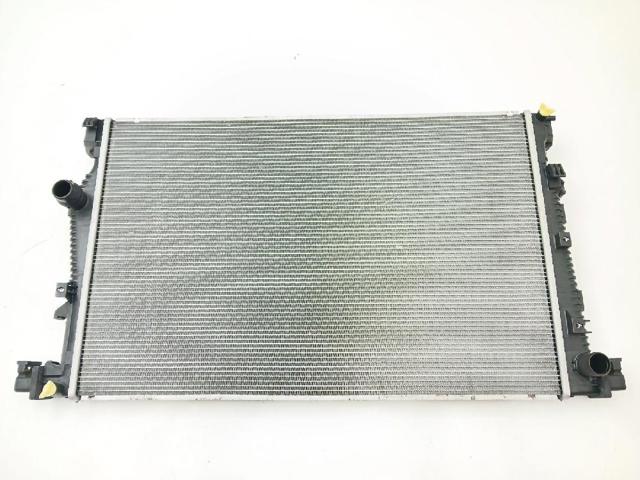 Radiador de esfriamento de motor 68284108AA CHRYSLER