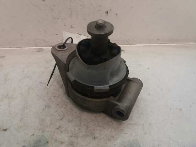 Coxim (suporte) esquerdo de motor 684308 OPEL