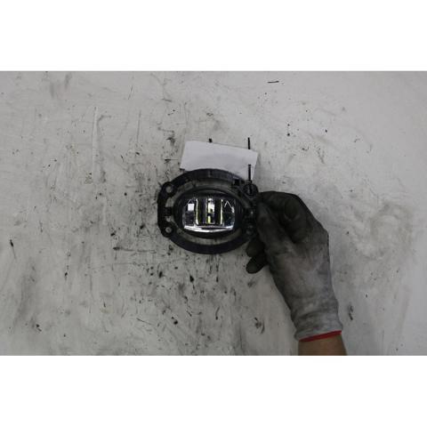 Luzes de nevoeiro esquerdas/direitas 68470159AA CHRYSLER