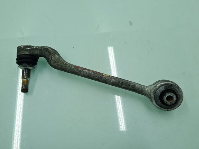 Braço oscilante inferior direito de suspensão dianteira 6852992 BMW