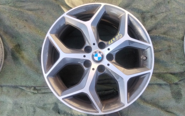 Discos de roda de aleação ligeira (de aleação ligeira, de titânio) 6856070 BMW