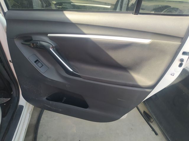 686100F011 Toyota