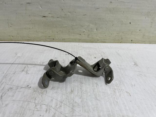 Gozno da porta dianteira direita 6871012151 TOYOTA