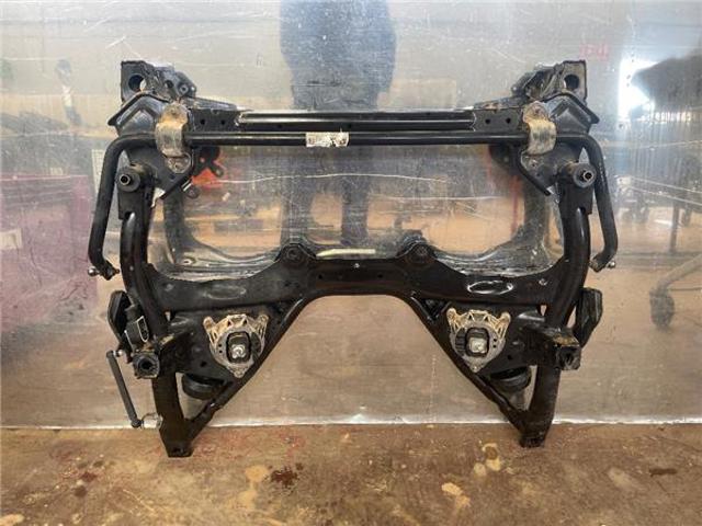 Viga de suspensão dianteira (plataforma veicular) 6872118 BMW