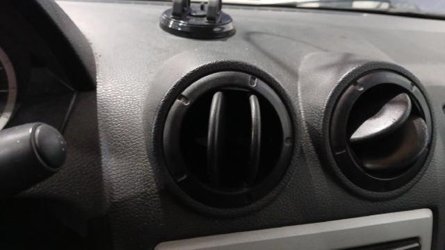 Grelha de ventilação de salão no "painel de instrumentos" 687606360R RENAULT