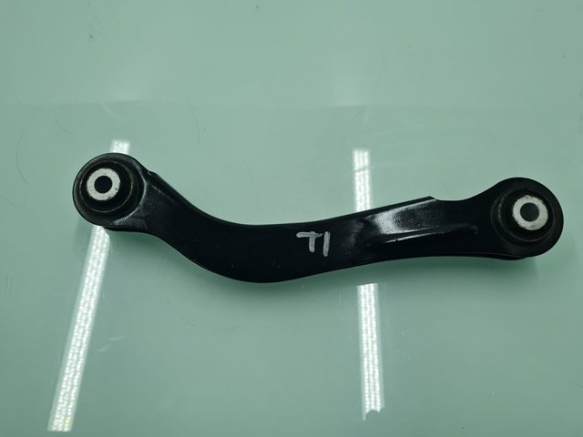 Braço oscilante superior esquerdo/direito de suspensão traseira 6881199 BMW