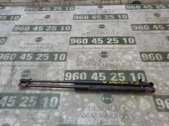 689500W641 Toyota